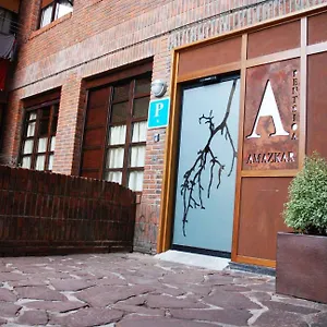 2* Pensión Pensión Amazkar